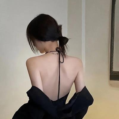 动态漫画·开局强吻裂口女